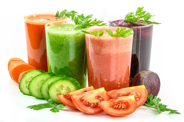 果物や野菜のジュースはむしろダイエット中には味方になってくれる存在です。